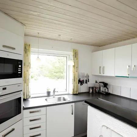 Hébergement de vacances Five-bedroom Holiday In Blavand 29