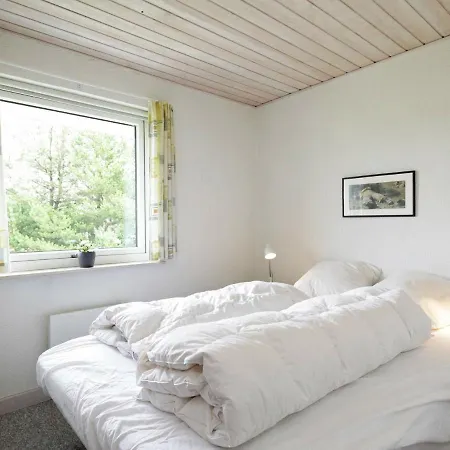 Five-bedroom Holiday In Blavand 29 בית נופש