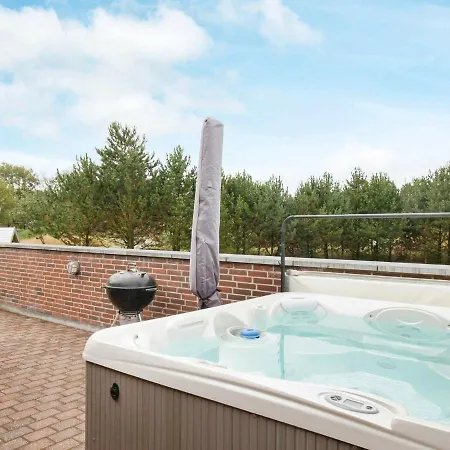 בית נופש Five-bedroom Holiday In Blavand 29