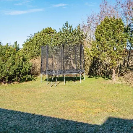 Five-bedroom Holiday In Blavand 29 *